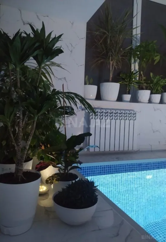 Kirayə verilir 5 otaqlı həyət evi 380 m²