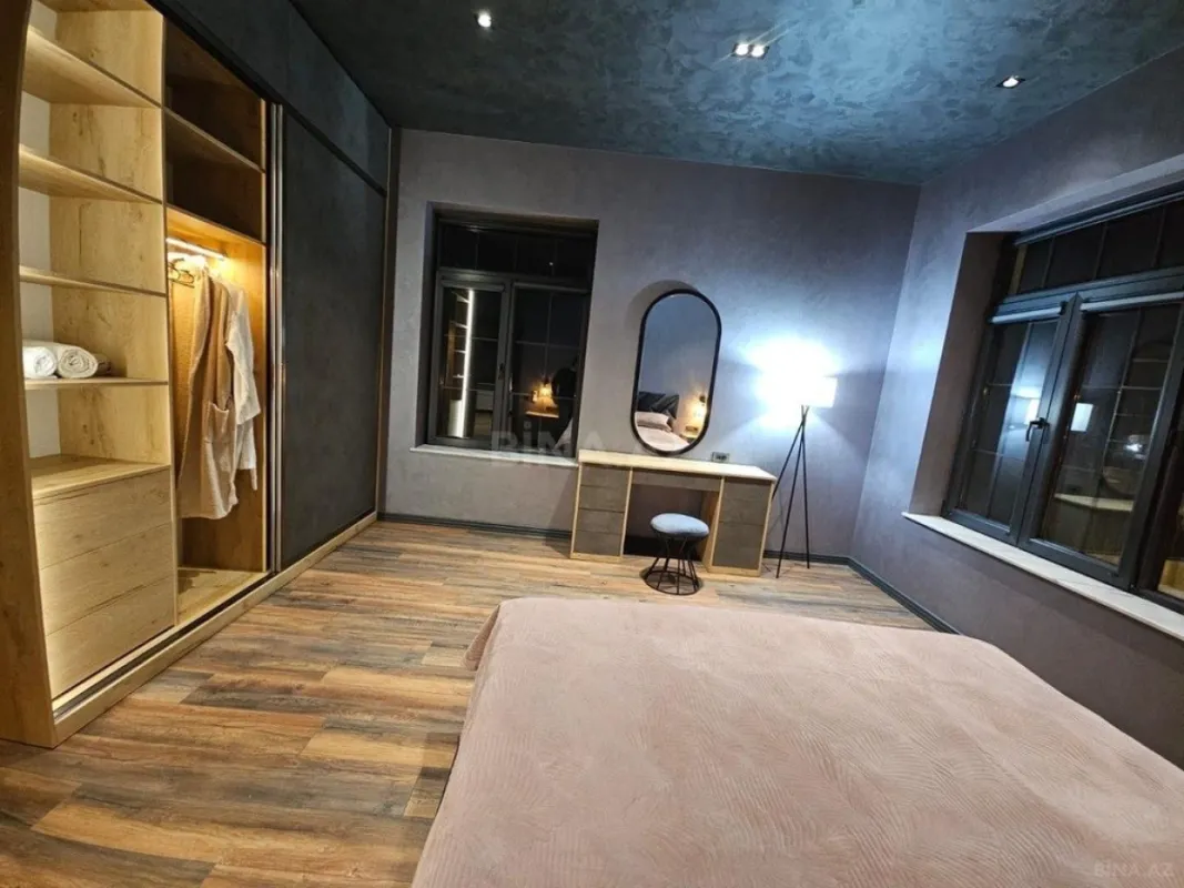 Kirayə verilir 5 otaqlı həyət evi 400 m²