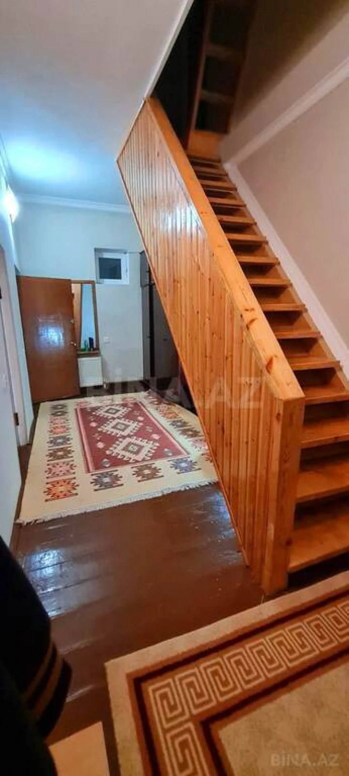 Satılır 7 otaqlı həyət evi 360 m²