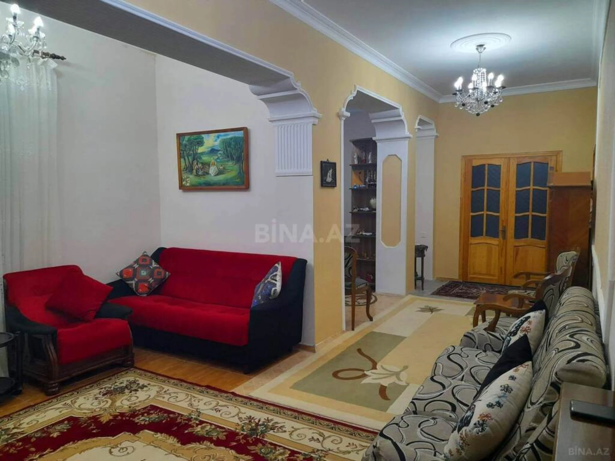 Satılır 7 otaqlı həyət evi 360 m²