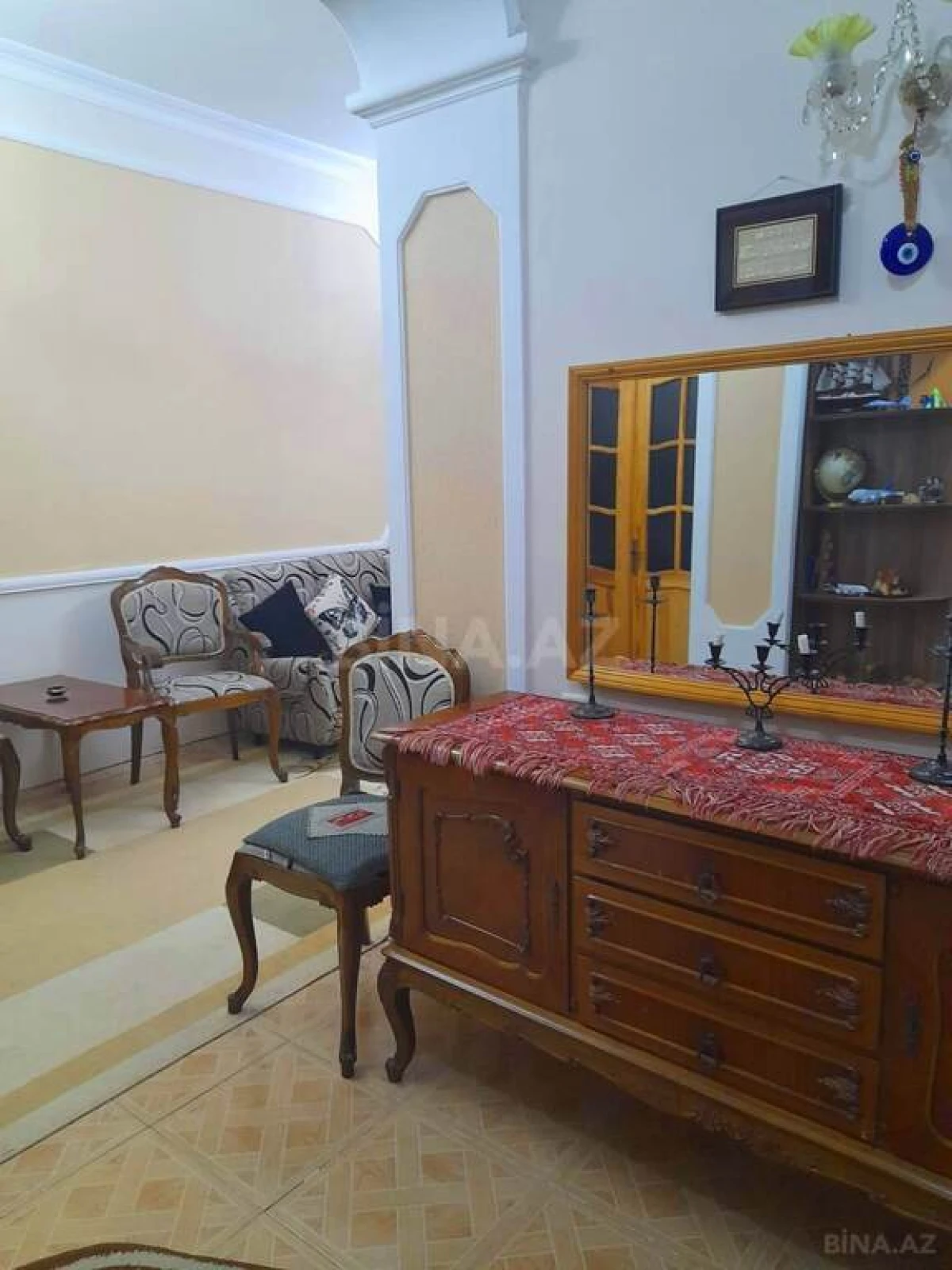 Satılır 7 otaqlı həyət evi 360 m²