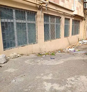 Satılır obyekt 750 m²