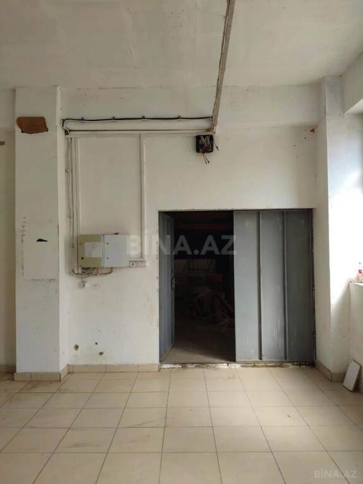 Satılır obyekt 750 m²