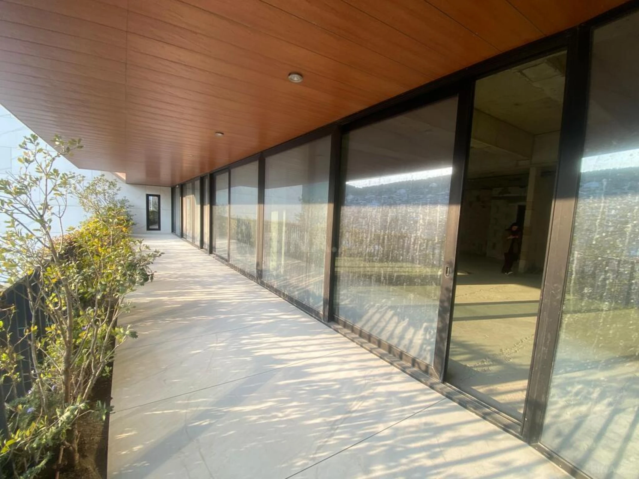 Satılır 5 otaqlı mənzil 288.8 m²