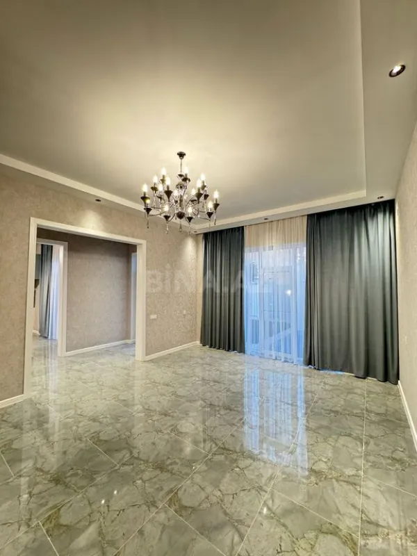 Satılır 4 otaqlı həyət evi 160 m²