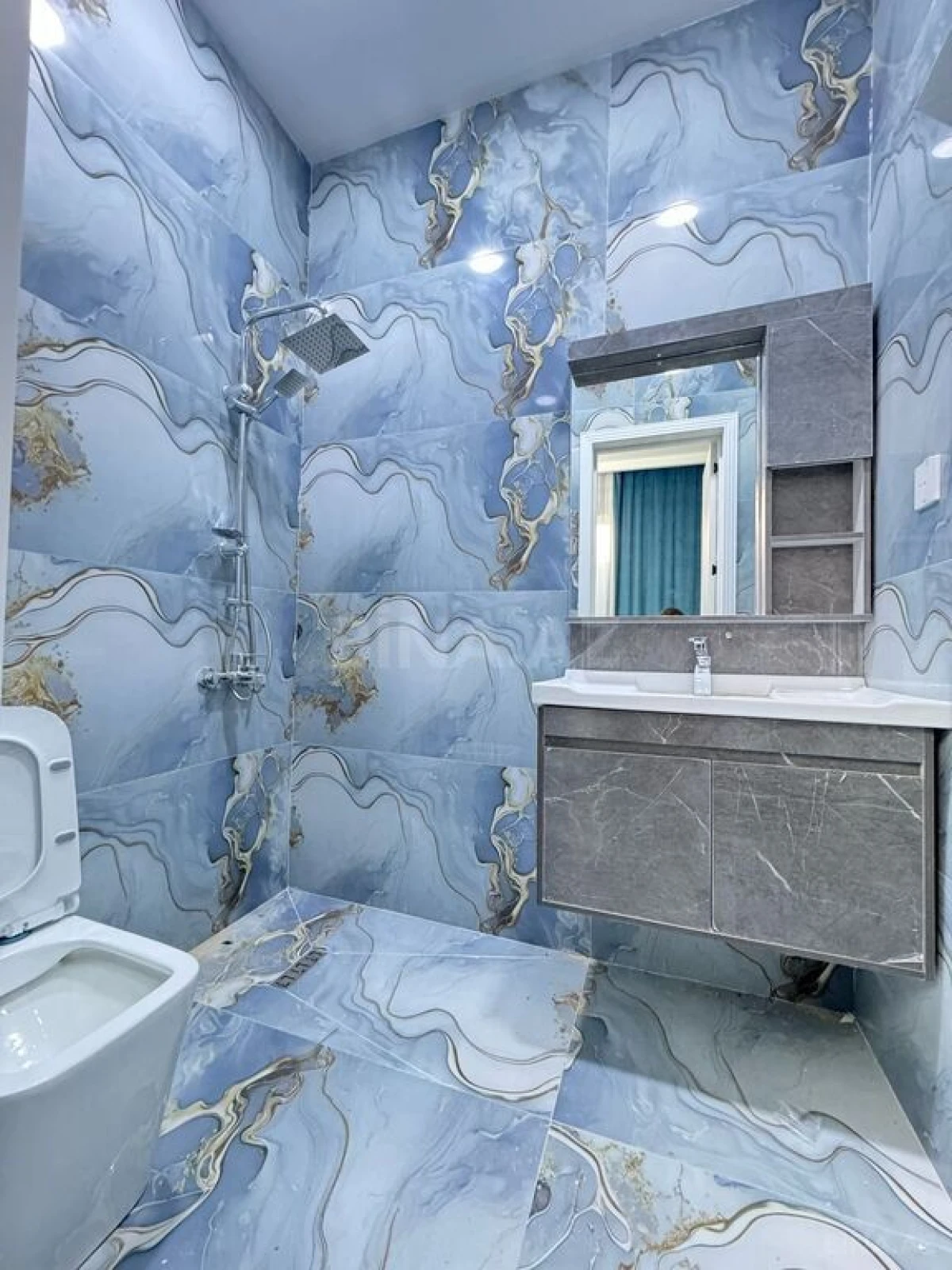 Satılır 4 otaqlı həyət evi 160 m²