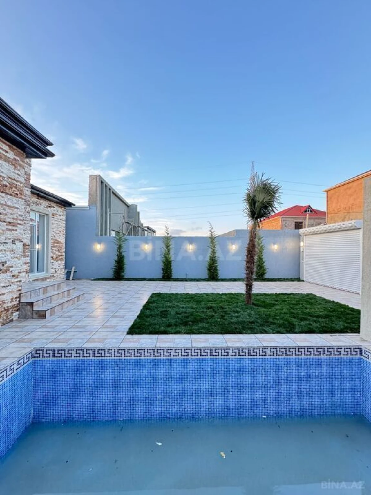 Satılır 4 otaqlı həyət evi 160 m²