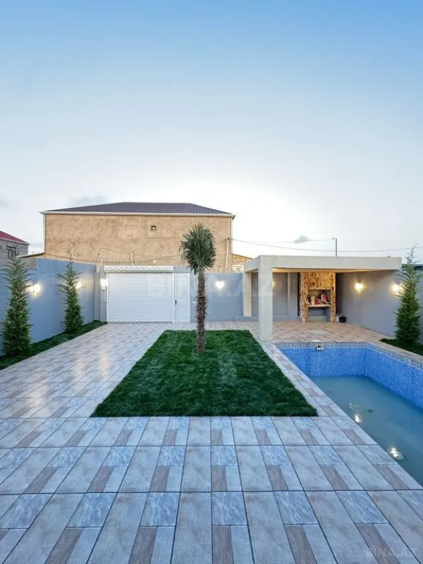 Satılır 4 otaqlı həyət evi 160 m²