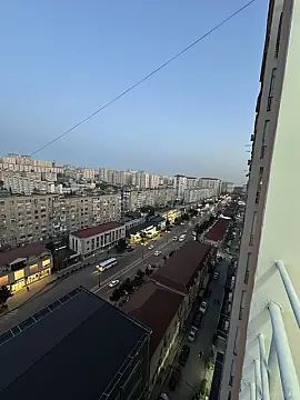 Satılır 3 otaqlı mənzil 83 m²