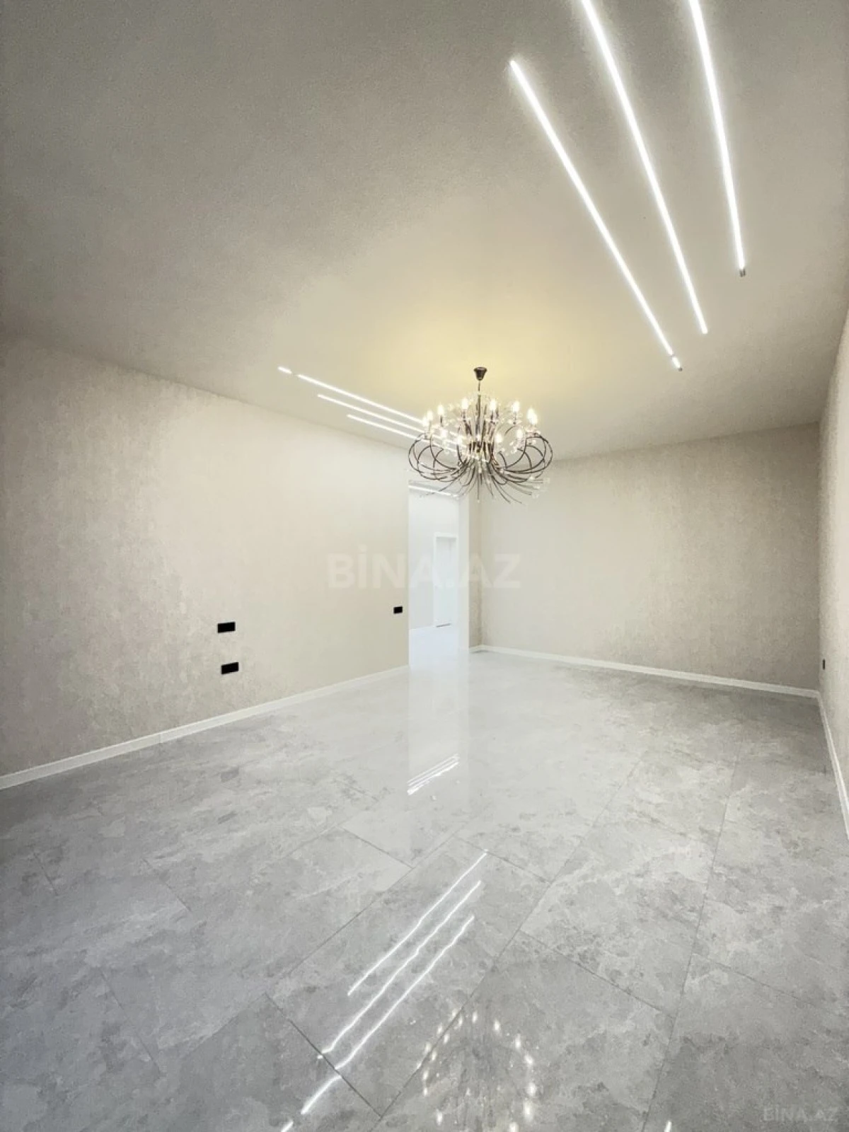 Satılır 4 otaqlı həyət evi 165 m²