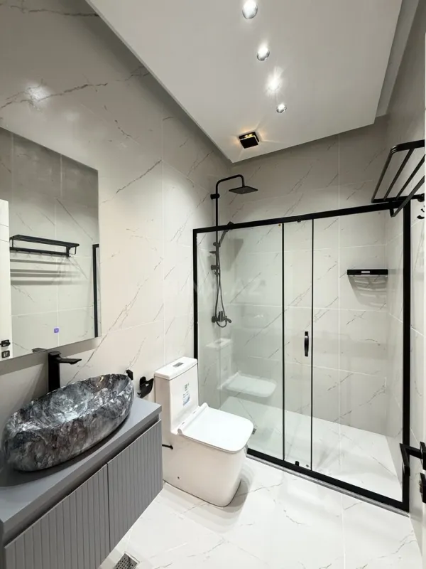 Satılır 4 otaqlı həyət evi 165 m²