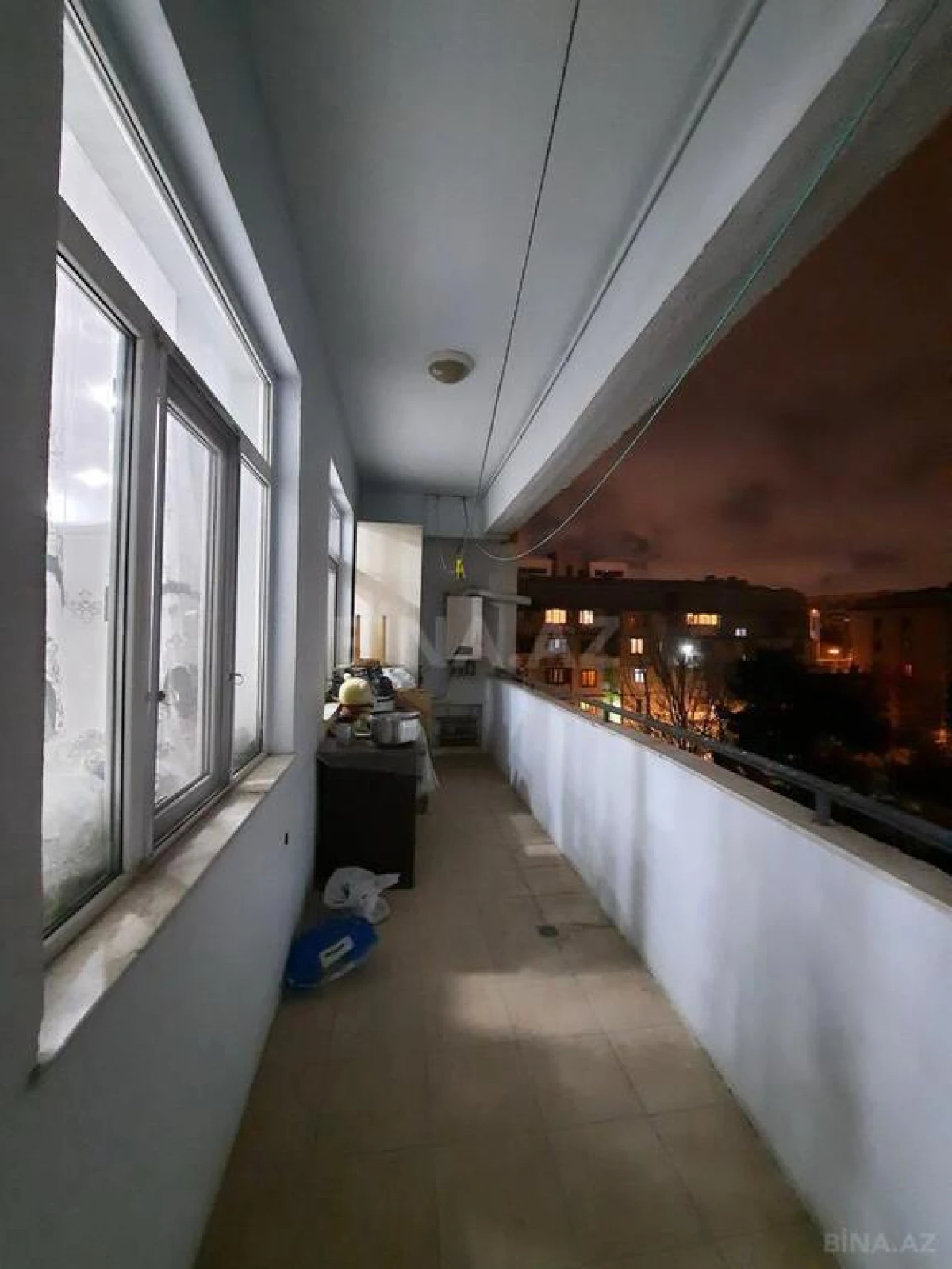 Satılır 4 otaqlı mənzil 177 m²
