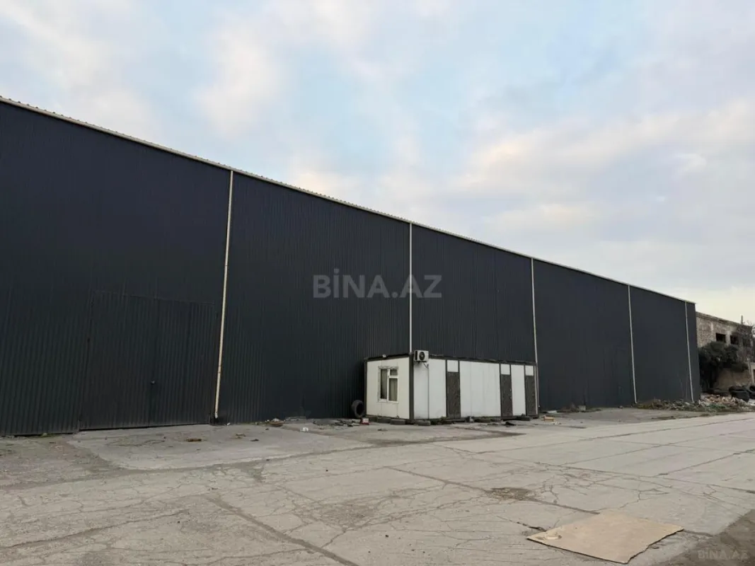 Kirayə verilir obyekt 2600 m²