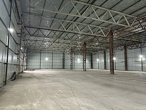 Kirayə verilir obyekt 2600 m²