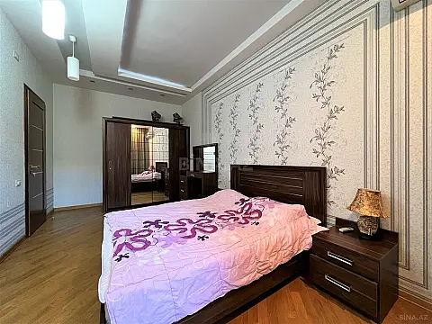 Kirayə verilir 4 otaqlı mənzil 230 m²