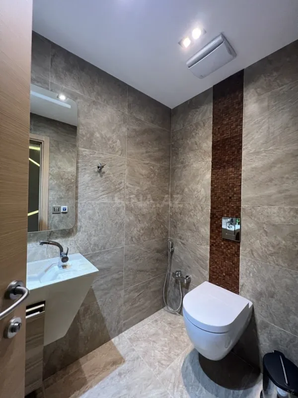 Kirayə verilir 3 otaqlı mənzil 170 m²