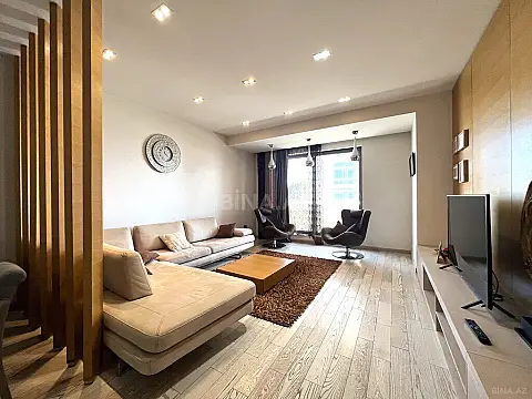 Kirayə verilir 3 otaqlı mənzil 170 m²