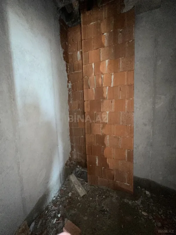 Satılır 3 otaqlı mənzil 129.6 m²