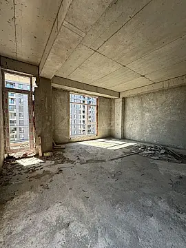 Satılır 3 otaqlı mənzil 129.6 m²