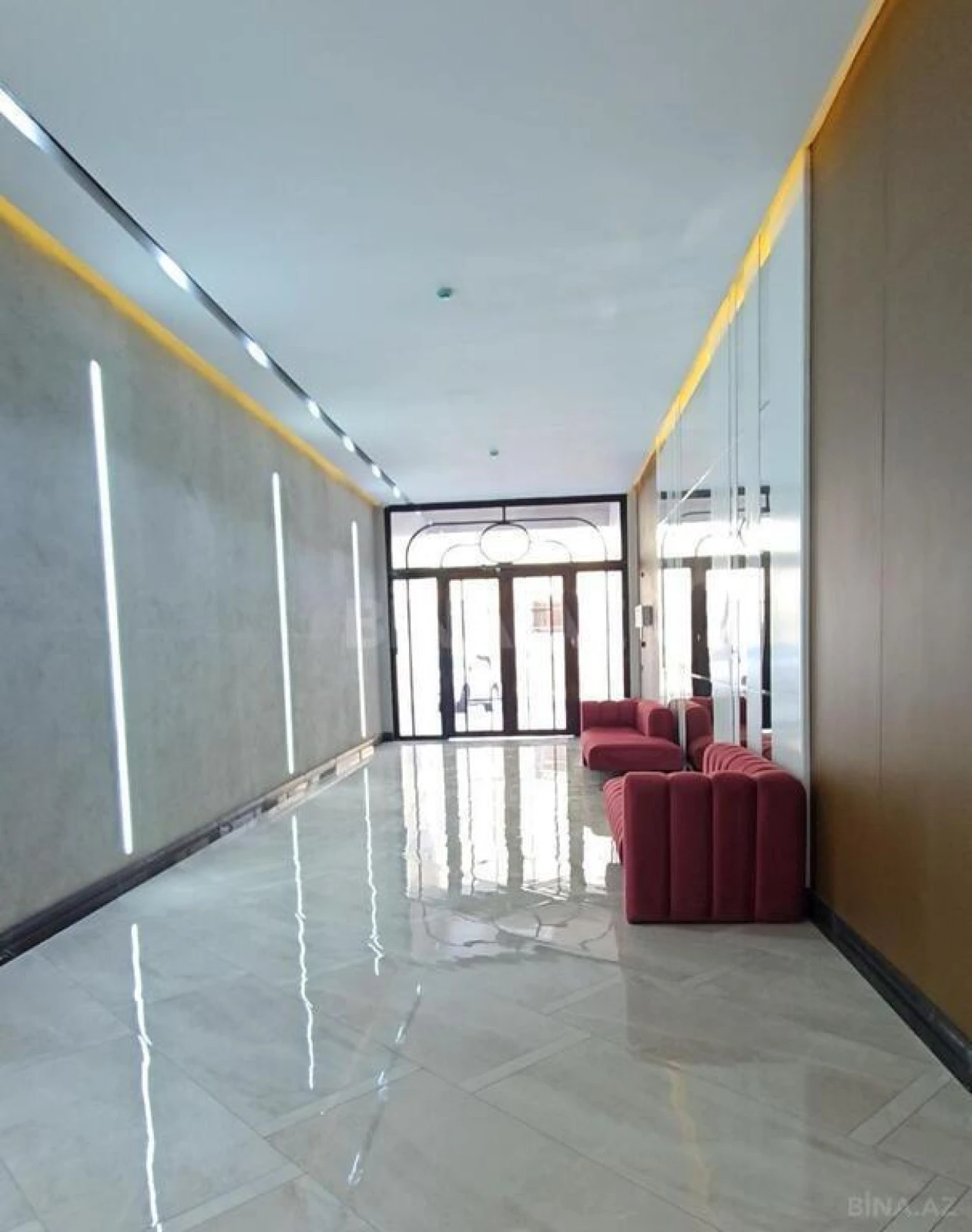 Satılır 3 otaqlı mənzil 145.3 m²