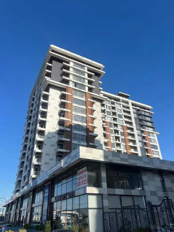 Satılır 3 otaqlı mənzil 145.3 m²