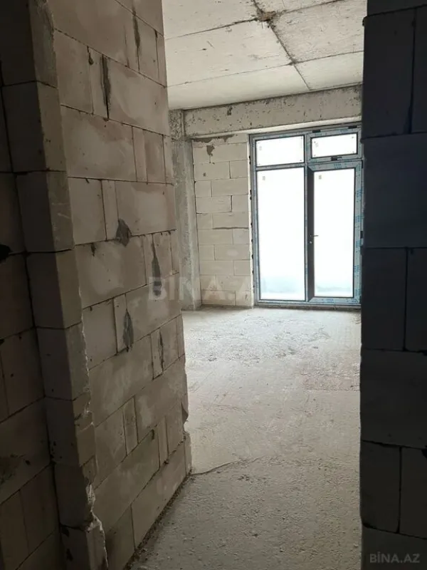 Satılır 3 otaqlı mənzil 145.3 m²