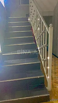 Satılır 8 otaqlı həyət evi 160 m²