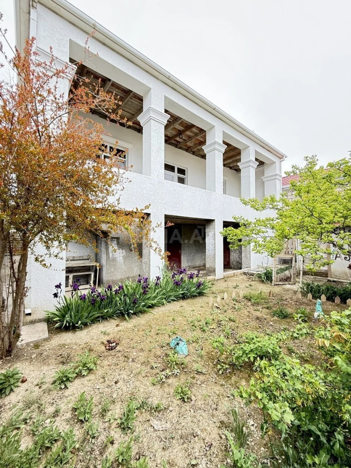 Satılır 4 otaqlı həyət evi 170 m²