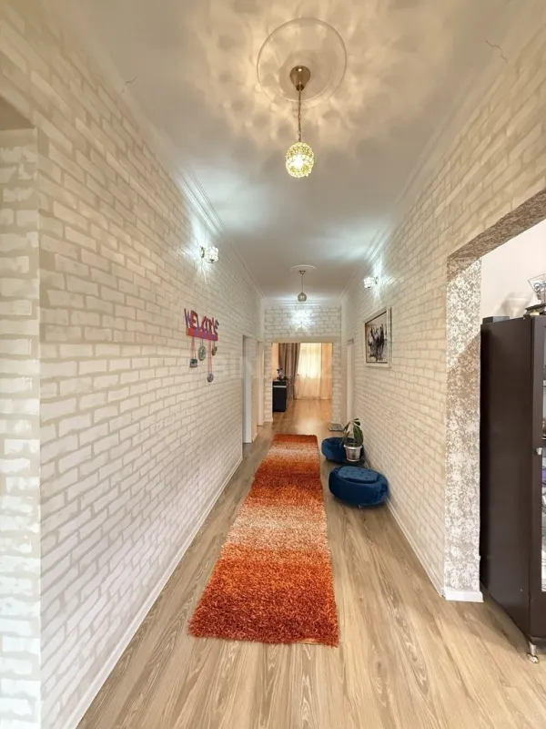 Satılır 4 otaqlı həyət evi 170 m²