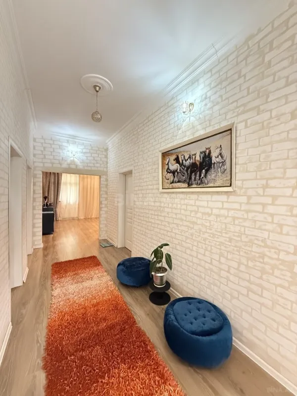 Satılır 4 otaqlı həyət evi 170 m²