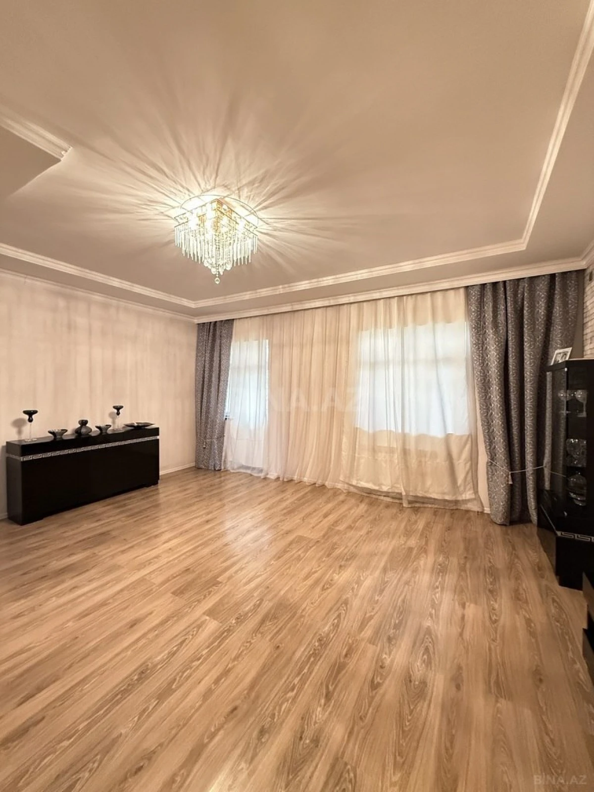 Satılır 4 otaqlı həyət evi 170 m²