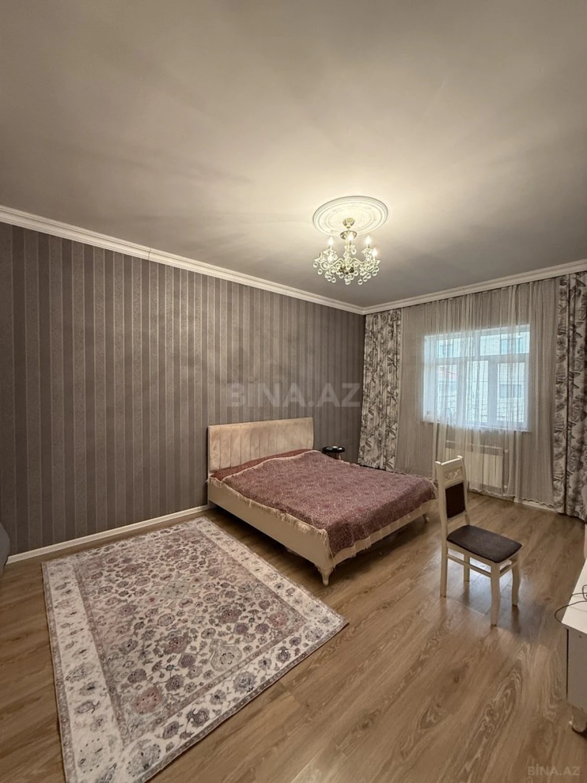 Satılır 4 otaqlı həyət evi 170 m²