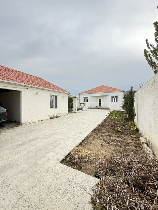Satılır 4 otaqlı həyət evi 170 m²