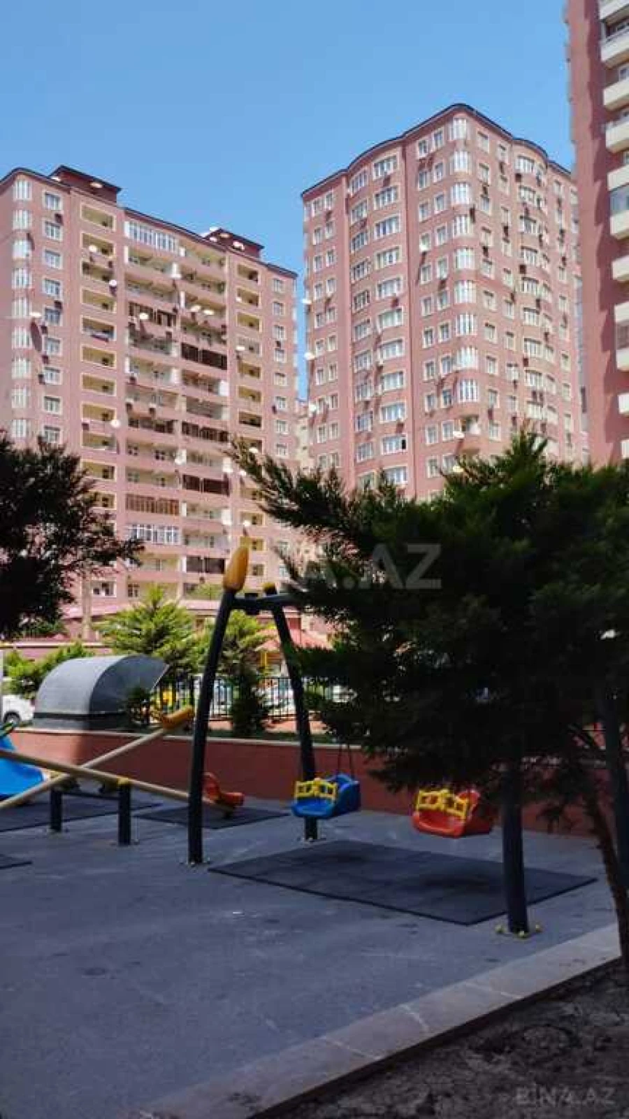 Satılır 3 otaqlı mənzil 150 m²