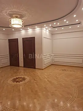 Satılır 3 otaqlı mənzil 150 m²