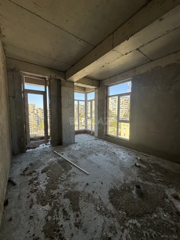 Satılır 2 otaqlı mənzil 82.1 m²