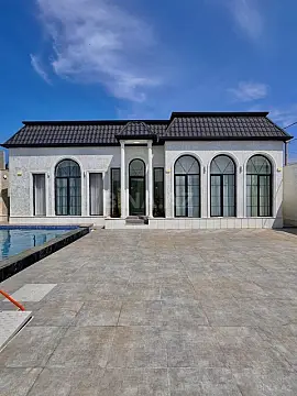 Satılır 5 otaqlı həyət evi 175 m²