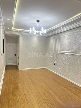 Satılır 3 otaqlı mənzil 132 m²