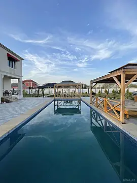 Kirayə verilir 6 otaqlı həyət evi 400 m²