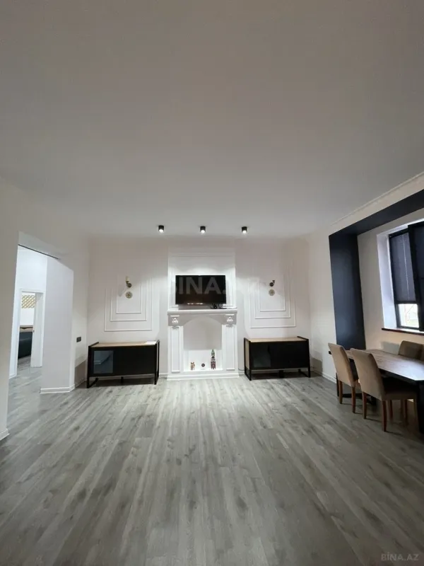 Kirayə verilir 6 otaqlı həyət evi 400 m²