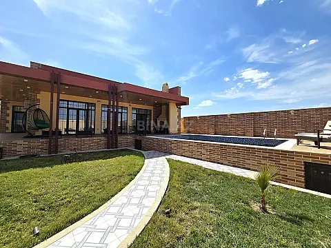 Satılır 4 otaqlı həyət evi 150 m²