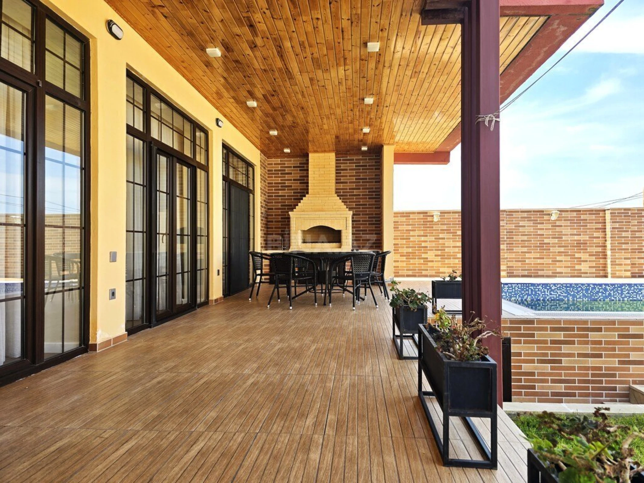 Satılır 4 otaqlı həyət evi 150 m²