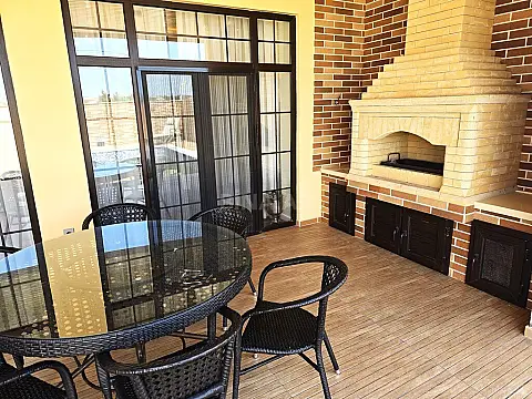 Satılır 4 otaqlı həyət evi 150 m²