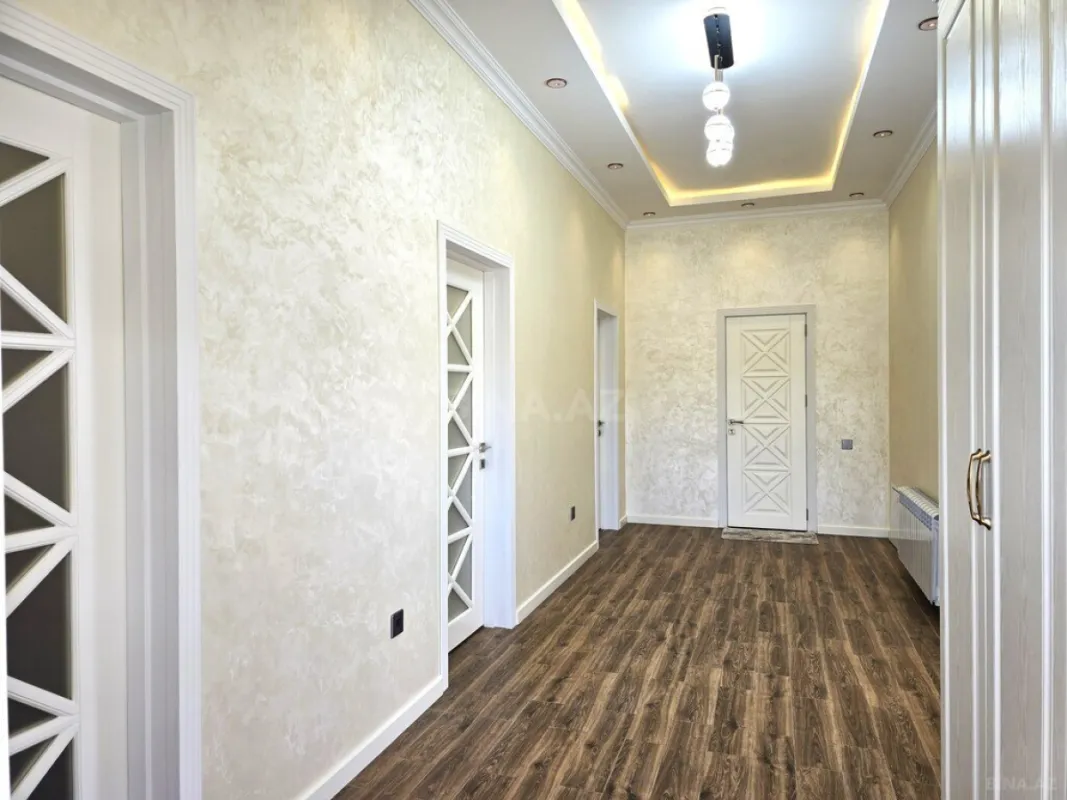 Satılır 4 otaqlı həyət evi 150 m²