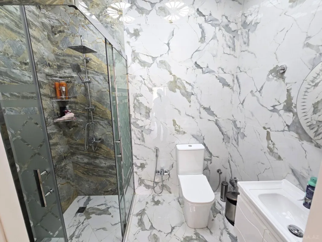 Satılır 4 otaqlı həyət evi 150 m²