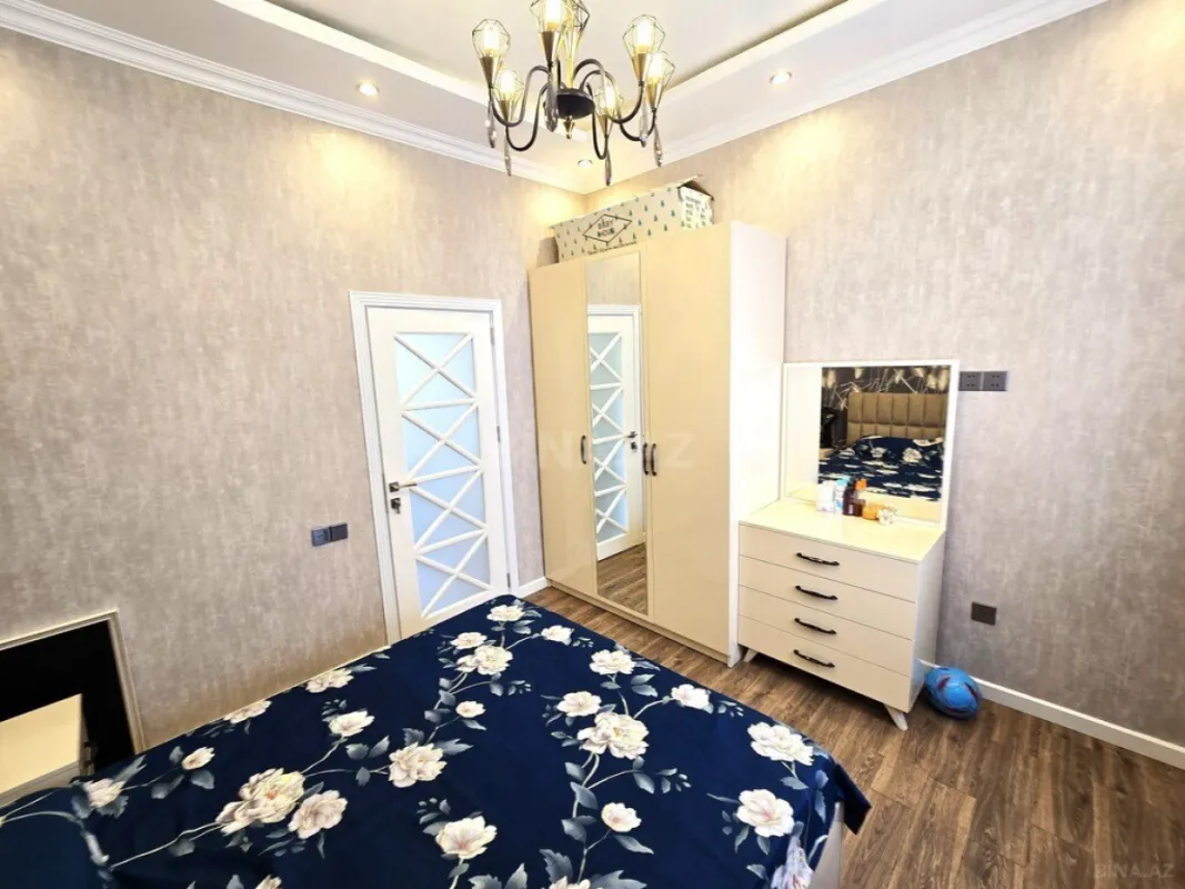 Satılır 4 otaqlı həyət evi 150 m²