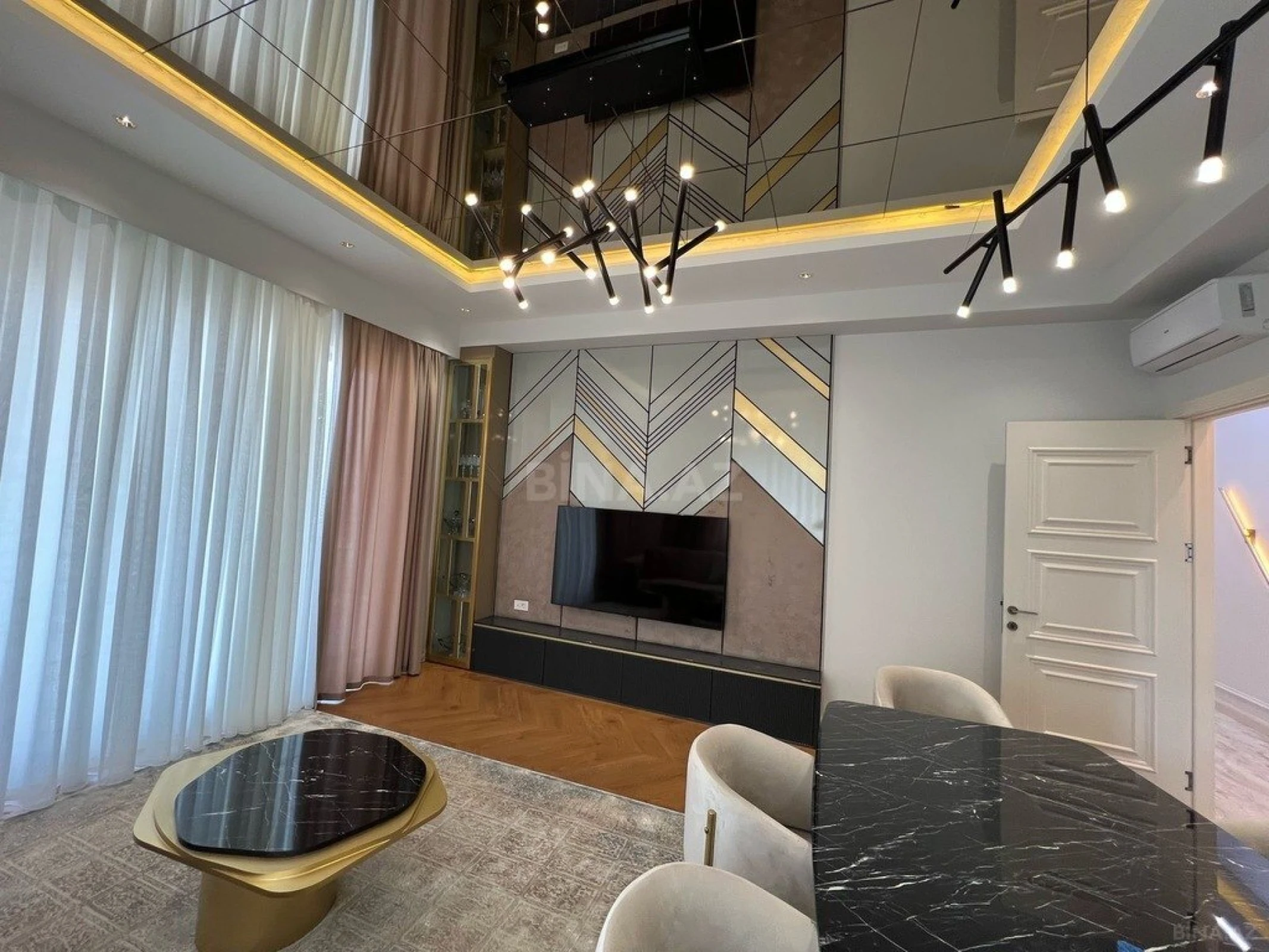 Kirayə verilir 3 otaqlı mənzil 100 m²