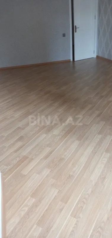Satılır 3 otaqlı mənzil 140 m²