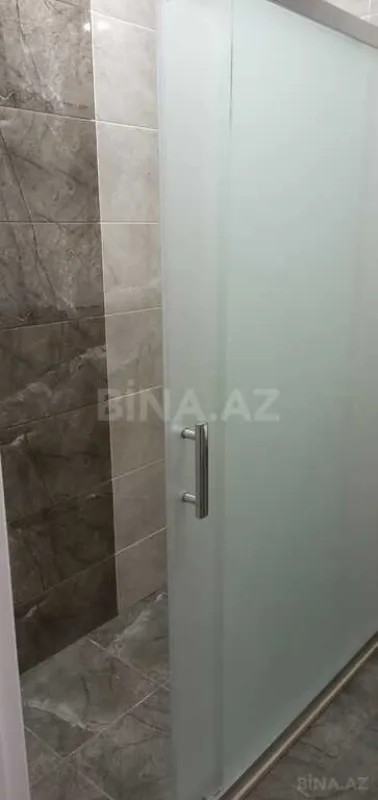 Satılır 3 otaqlı mənzil 140 m²
