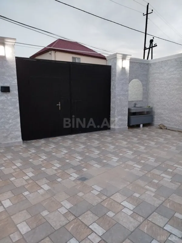 Satılır 5 otaqlı həyət evi 120 m²